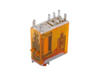 RELE INDUSTRIAL FINDER 220V AC 8A 2CO MONTAJE EN ZÓCALO