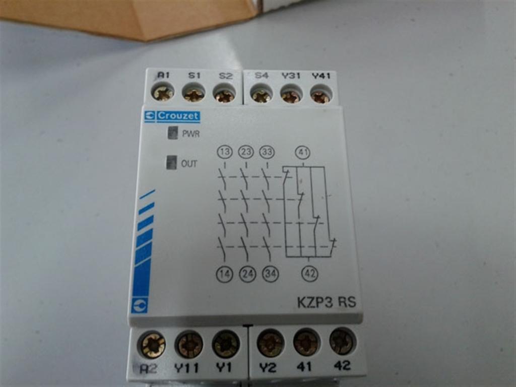 CROUZET RELE DE SEGURIDAD KZP3-RS