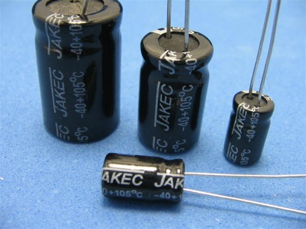 CONDENSADOR ELECTROLITICO